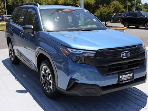 Certified 2025 Subaru Forester AWD/4WD image 7
