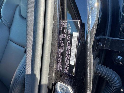 Used 2022 Volvo S60 B5 Momentum w/ Premium Package image 24