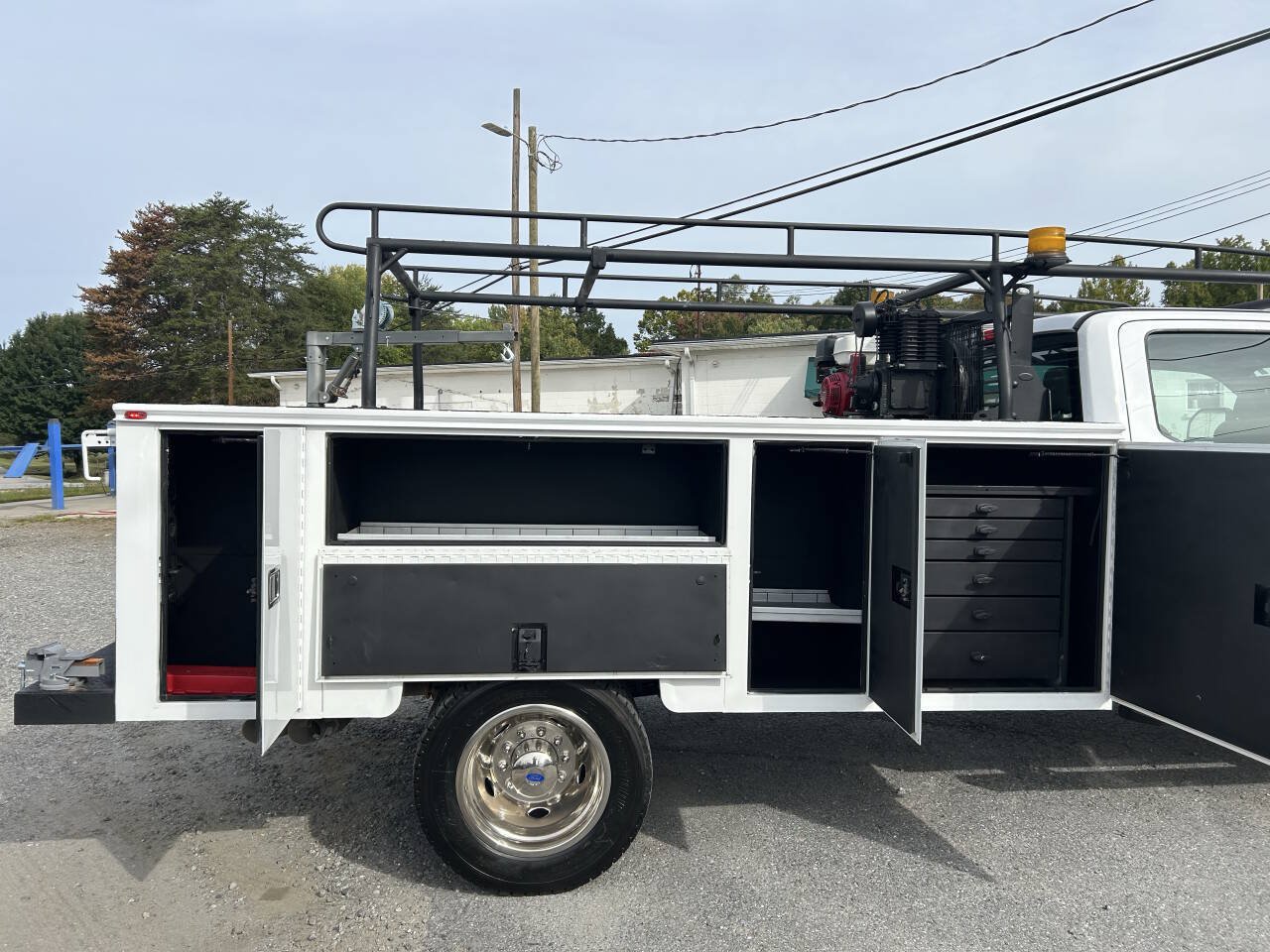 Used 2018 Ford F450 XL w/ Power Equipment Group AWD/4WD image 25
