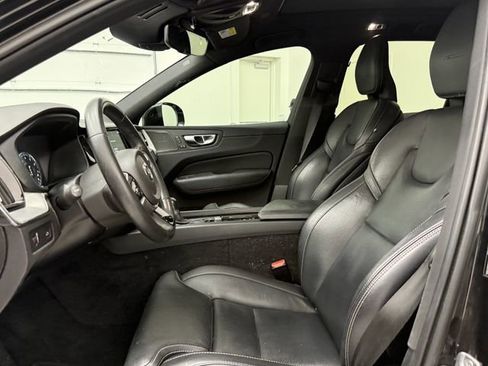 Used 2019 Volvo XC60 T5 Inscription w/ Protection Package image 12