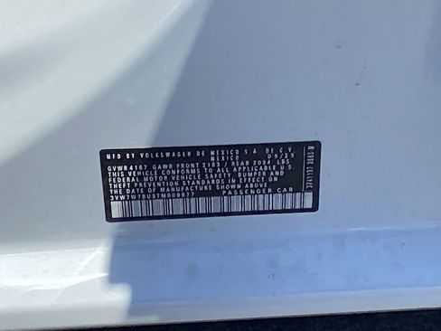 Used 2026 Volkswagen Jetta SE FWD image 29