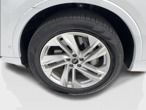 Used 2023 Audi Q7 2.0T Premium Plus w/ Premium Plus Package AWD/4WD image 13