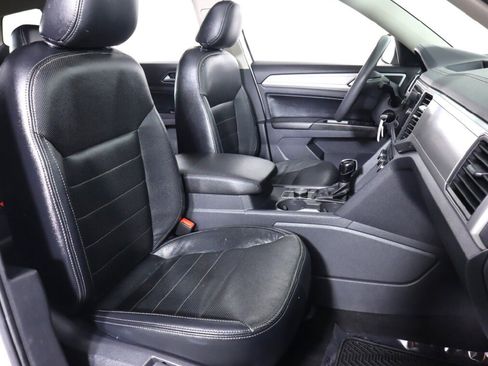 Used 2018 Volkswagen Atlas Launch Edition image 38