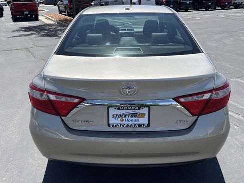 Used 2017 Toyota Camry XLE FWD image 7