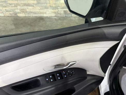 New 2025 Hyundai Tucson Blue image 10