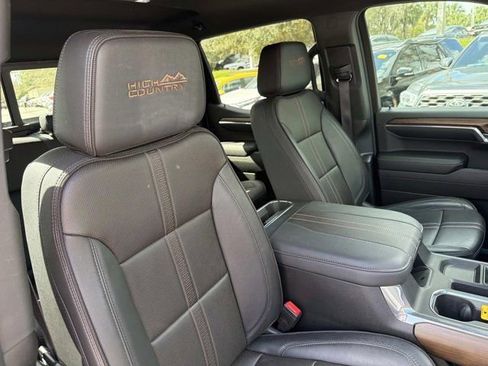 Used 2024 Chevrolet Silverado 1500 High Country w/ Technology Package image 18