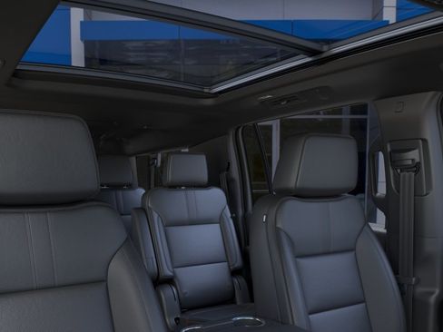 New 2026 Chevrolet Suburban RST AWD/4WD image 24