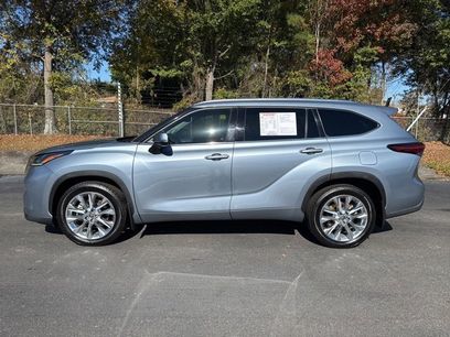 Used 2023 Toyota Highlander L