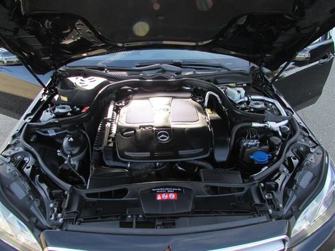Used 2014 Mercedes-Benz E 350 Sedan image 27