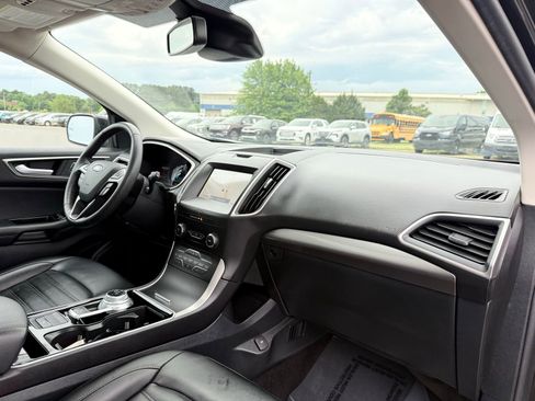 Used 2020 Ford Edge SEL w/ Convenience Package AWD/4WD image 25
