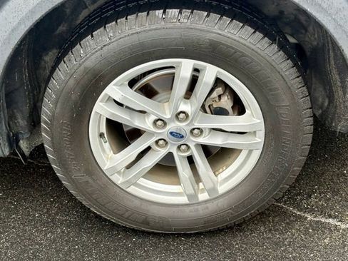 Used 2020 Ford Explorer XLT RWD image 31