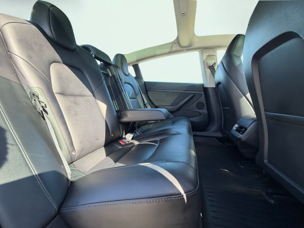 Used 2023 Tesla Model 3 Standard Range RWD image 34