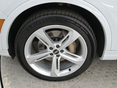 Used 2019 Audi Q7 3.0T Prestige w/ Prestige Package image 11