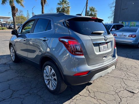 Used 2019 Buick Encore Preferred image 4