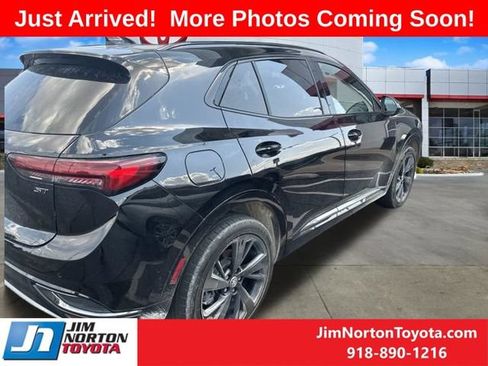 Used 2023 Buick Envision Preferred FWD image 4