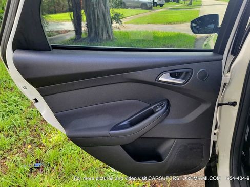 Used 2012 Ford Focus Titanium image 43