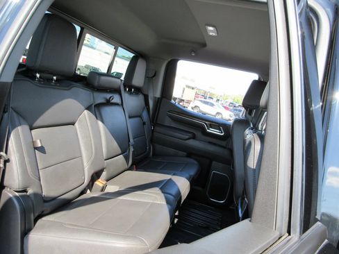 Used 2024 GMC Sierra 1500 Elevation w/ Elevation Premium Package AWD/4WD image 23