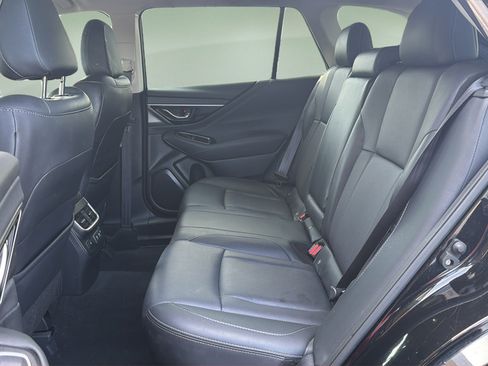 Used 2022 Subaru Outback Limited AWD/4WD image 16