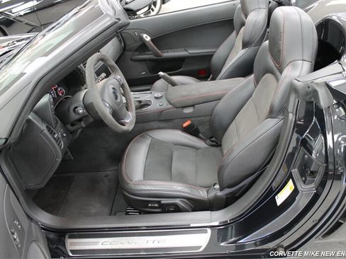 Used 2012 Chevrolet Corvette Grand Sport w/ 3LT Preferred Equipment Group RWD image 36