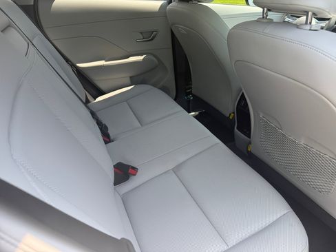Used 2026 Hyundai Kona SEL Premium FWD image 29