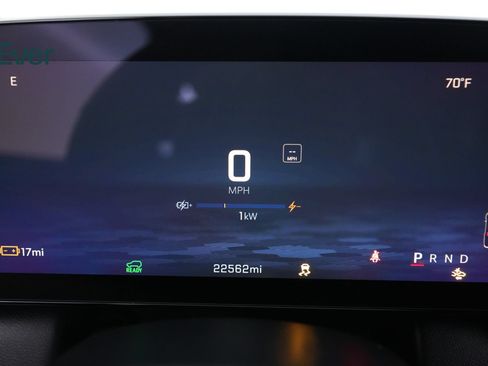 Used 2024 Chevrolet Equinox EV RS FWD image 7
