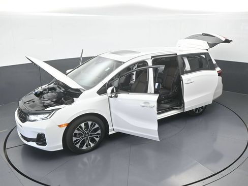 Used 2025 Honda Odyssey Elite image 72