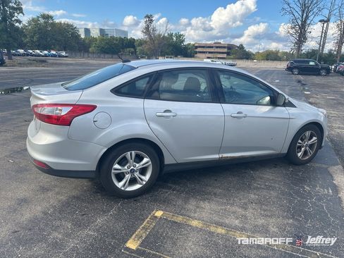 Used 2013 Ford Focus SE image 4