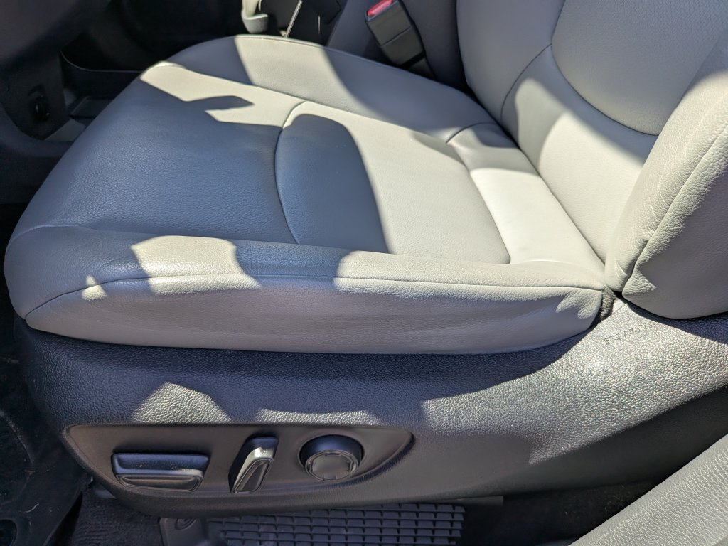 Used 2022 Toyota Sienna XLE FWD image 20