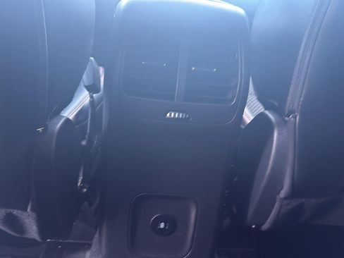 Used 2025 Ford Escape ST-Line AWD/4WD image 14