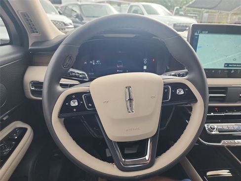 New 2026 Lincoln Corsair Reserve image 30