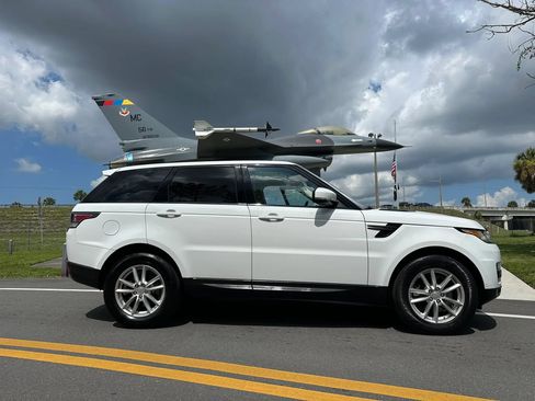 Used 2017 Land Rover Range Rover Sport SE AWD/4WD image 1