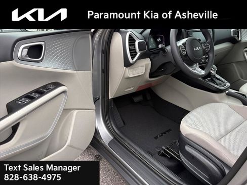 New 2025 Kia Soul LX image 14