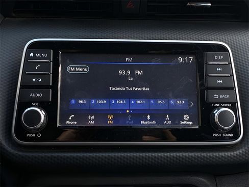 Used 2022 Nissan Kicks S image 11