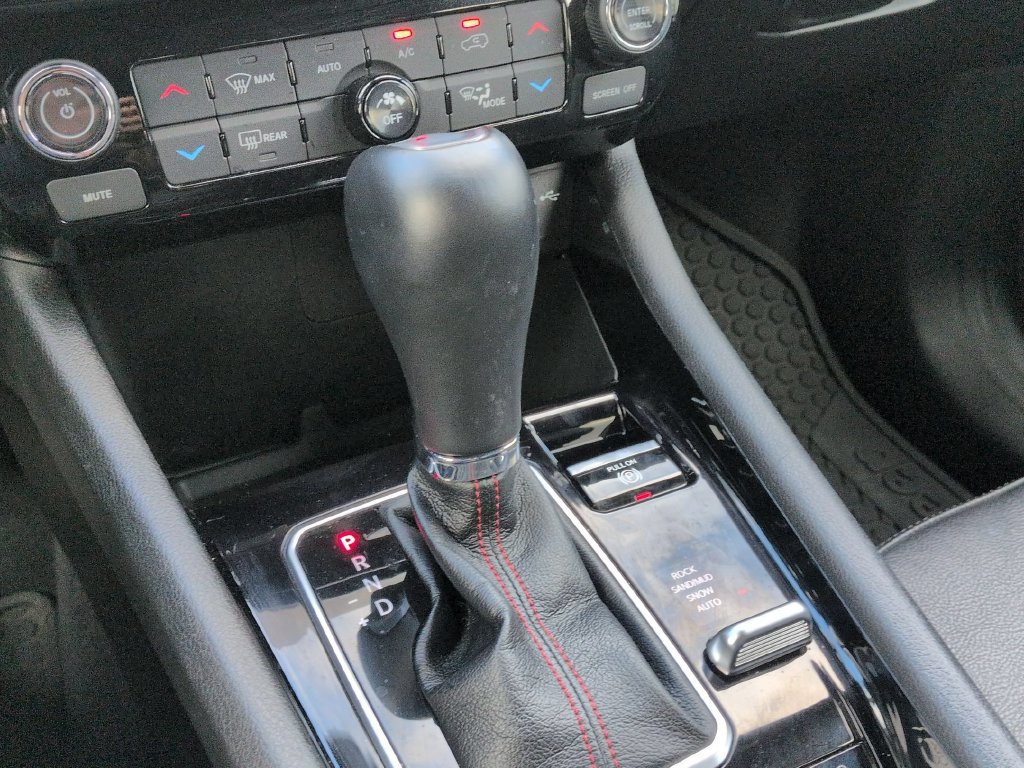 Used 2025 Jeep Compass Trailhawk AWD/4WD image 16