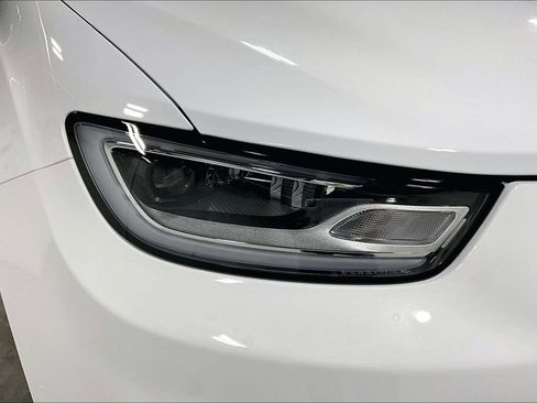 New 2026 Chrysler Pacifica Select image 28