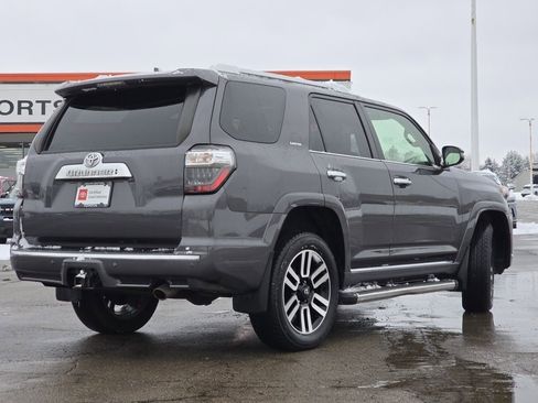 Used 2022 Toyota 4Runner Limited image 30