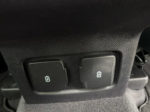 Used 2023 Lincoln Corsair Reserve AWD/4WD image 32