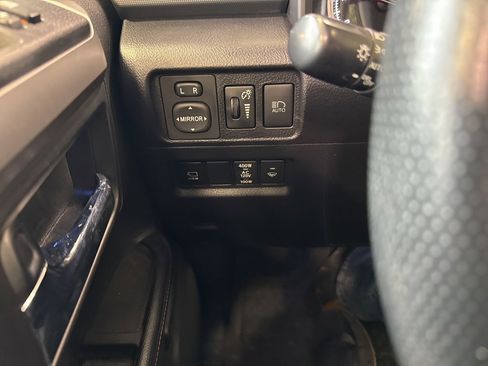 Used 2023 Toyota 4Runner Limited image 25