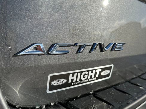 Used 2025 Ford Explorer Active w/ Active Comfort Package image 27