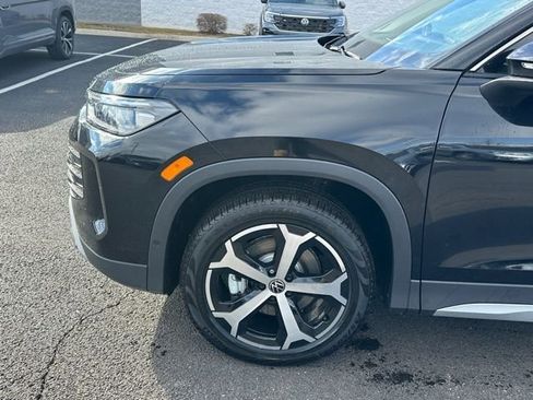 New 2026 Volkswagen Tiguan SE image 8