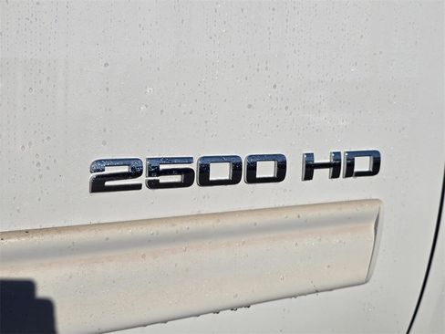 Used 2013 Chevrolet Silverado 2500 LT w/ Z71 Appearance Package image 13