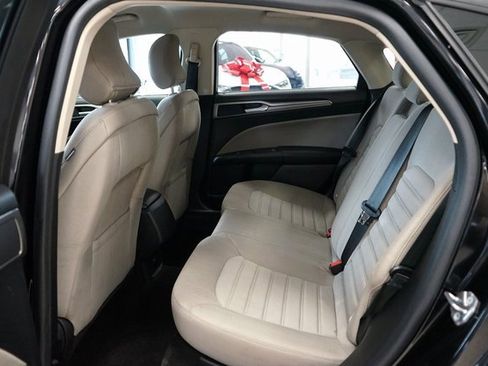 Used 2019 Ford Fusion S image 38