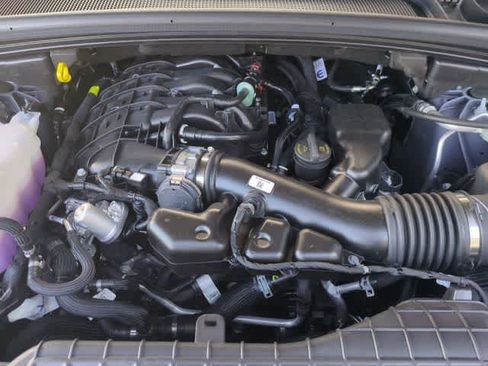 New 2025 Jeep Grand Cherokee L Limited w/ Trailer Tow Package image 15