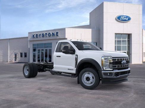 New 2026 Ford F550 4x4 Regular Cab Super Duty image 7