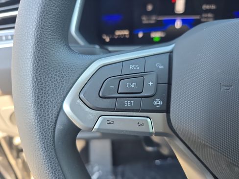 Certified 2023 Volkswagen Tiguan S FWD image 17
