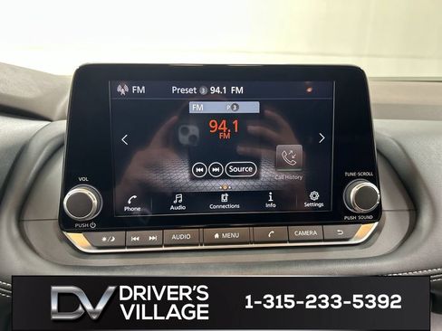 Used 2023 Nissan Rogue SV w/ SV Premium B Package AWD/4WD image 14