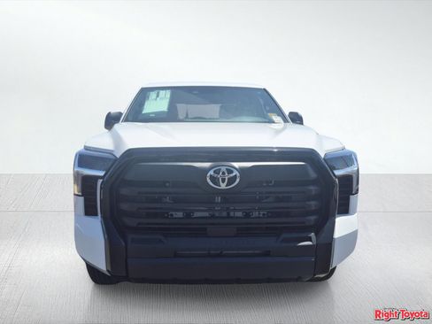 New 2026 Toyota Tundra SR RWD image 4