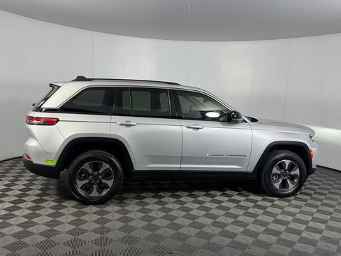 Used 2023 Jeep Grand Cherokee 4WD 4xe w/ Luxury Tech Group II image 5