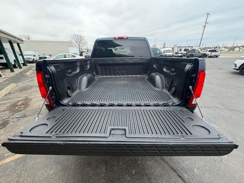 Used 2011 GMC Sierra 1500 SL image 12