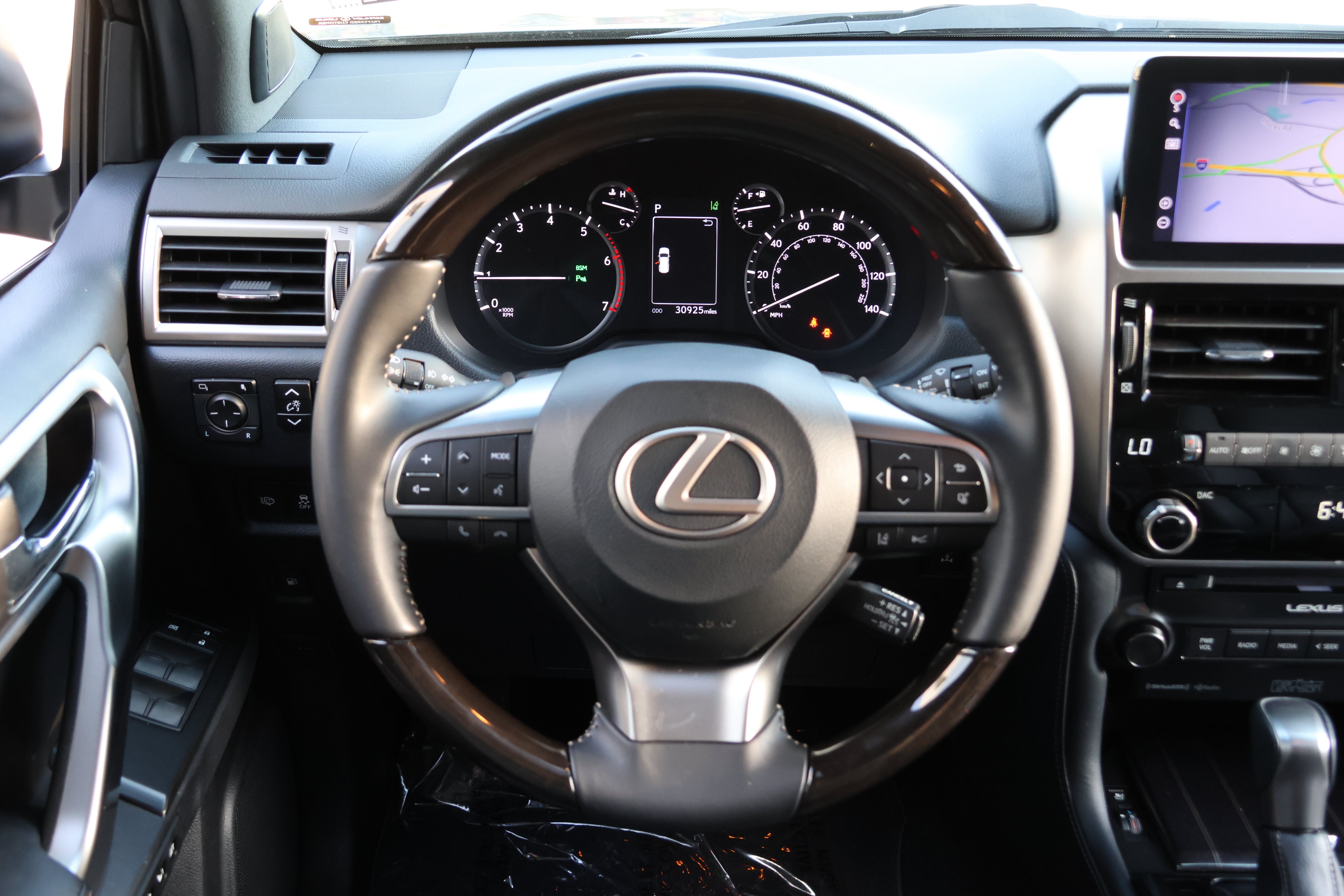 Used 2023 Lexus GX 460 Premium AWD/4WD image 18